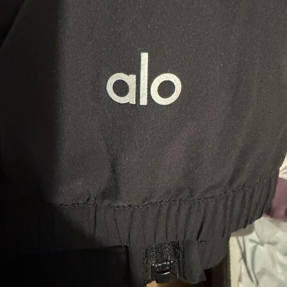 Cropped Breezy Full-Zip Cover Up BRAND NEW UNUSED $128 Small - Picture 3 of 4